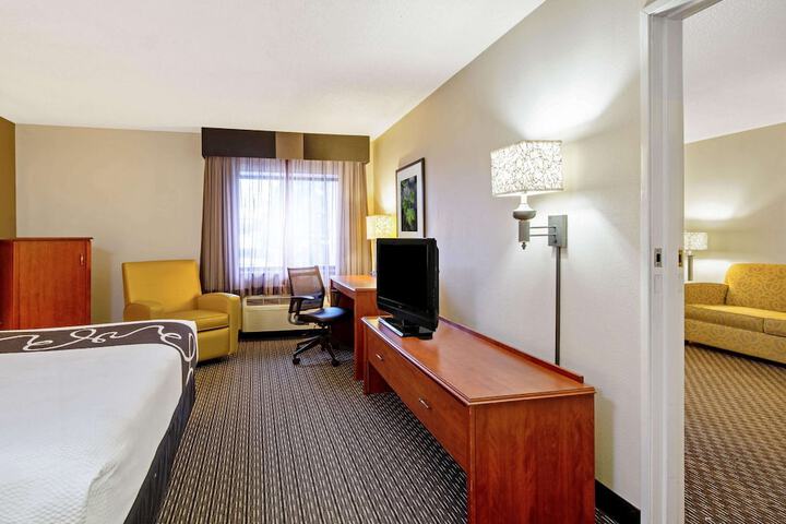Room 19 of 28