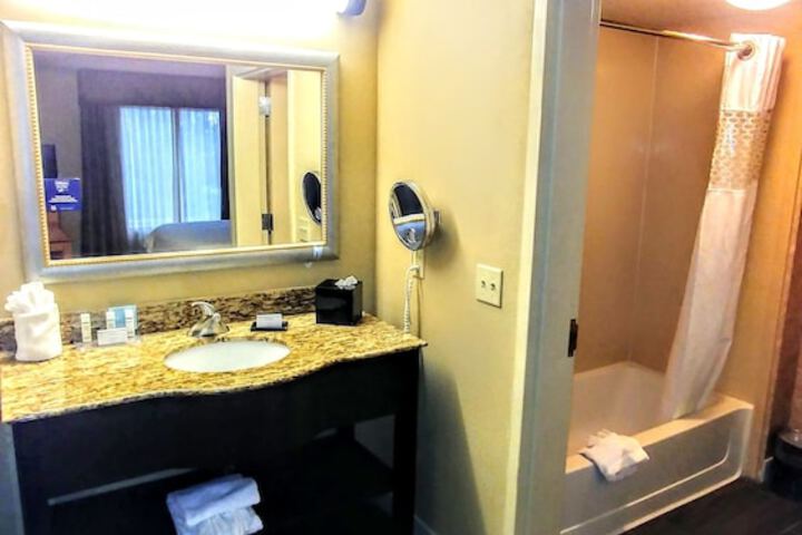 Hampton Inn & Suites Murfreesboro