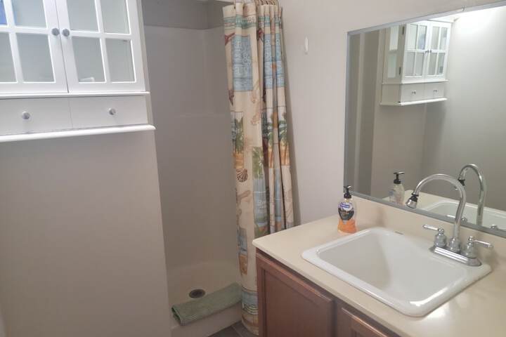 Room 30 of 49