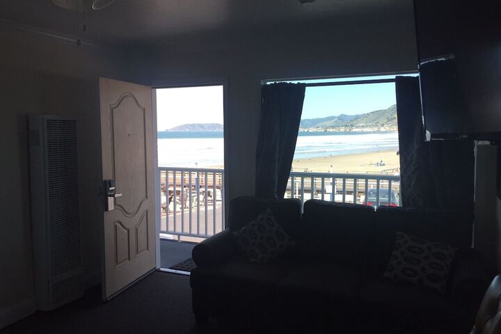 Dolphin Cove Motel