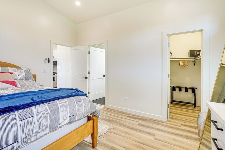 Bay Area Apt w / Patio: Near Parks & Hiking!