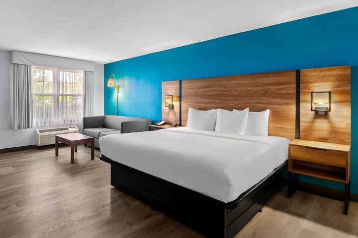 Clarion Inn Falls Church - Arlington