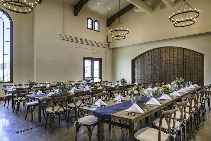Ballroom/Hall 56 of 63