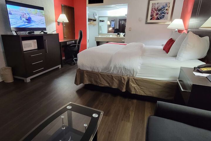 Room 70 of 137
