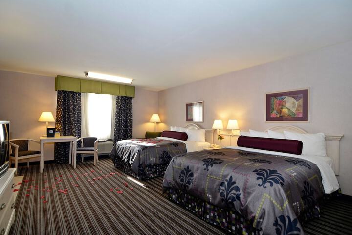 Room 9 of 19