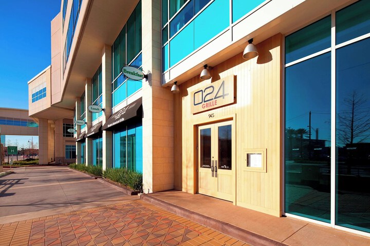 Hotel 5 of 122
