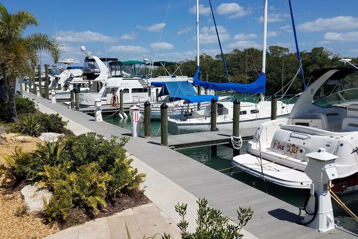 Escape Coastal Resort on Casey Key