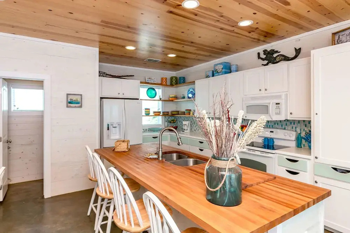 Sea La Vie 4 Bedroom Home