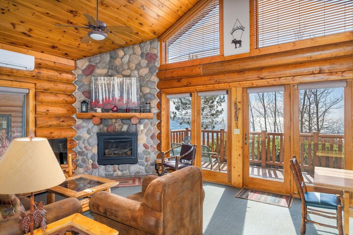 Grand Superior Lodge