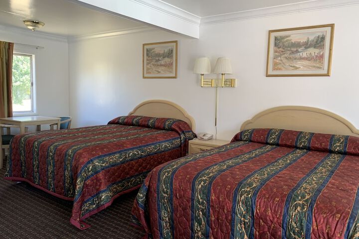 Room 9 of 14