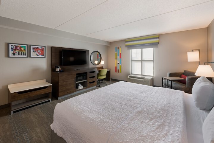 Room 16 of 78