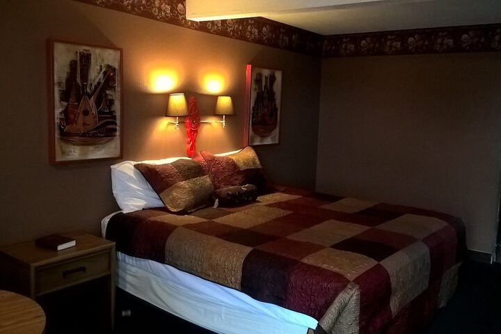 Room 29 of 38