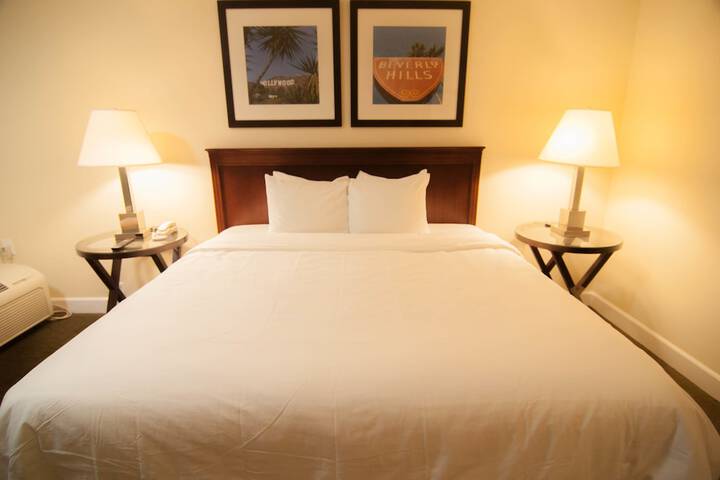 Room 21 of 25