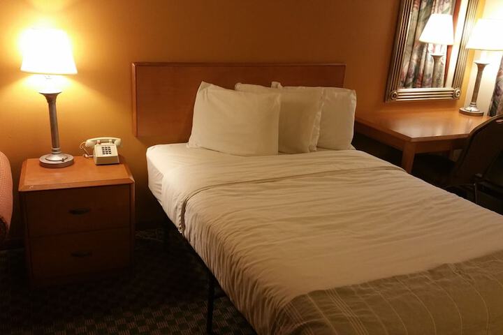 Room 14 of 24