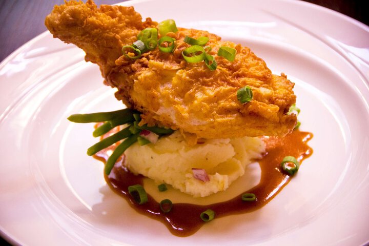 Dining 55 of 68