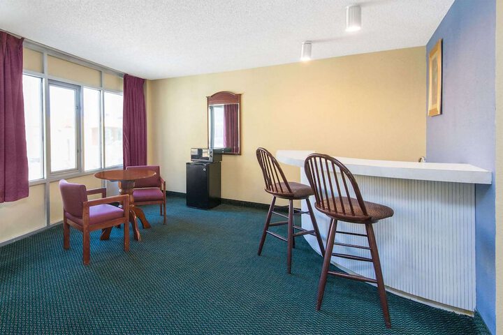 Hotel Interior 6 of 22
