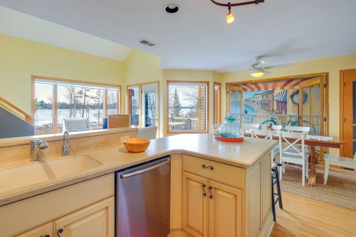 Elk Rapids Condo w / Balcony Overlooking Elk Lake!