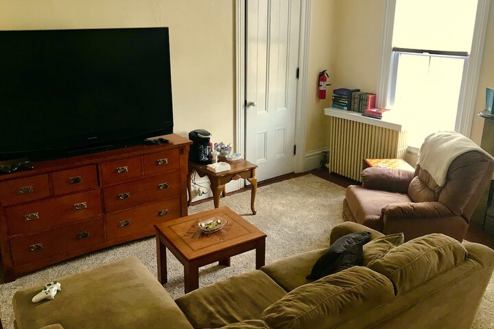 Room 73 of 83