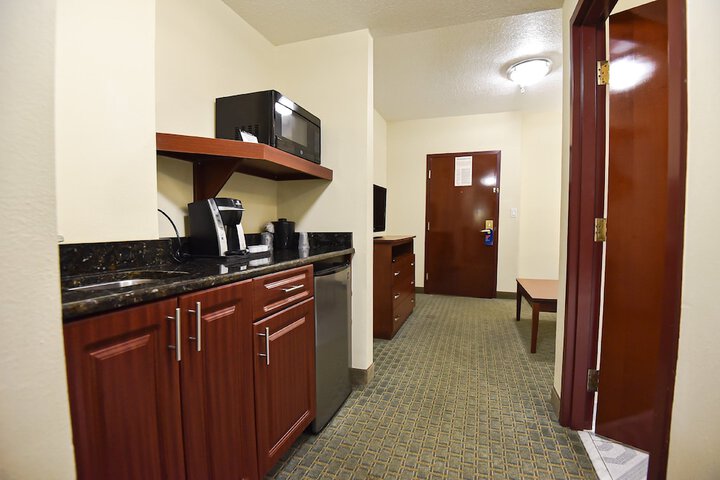 Room 33 of 113