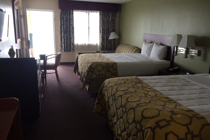 Room 17 of 20