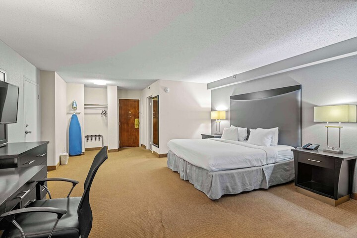 Room 44 of 51