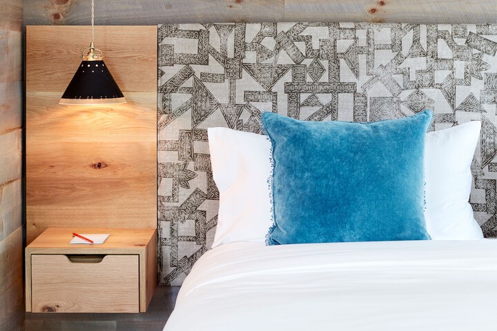 Woodstock Way Hotel