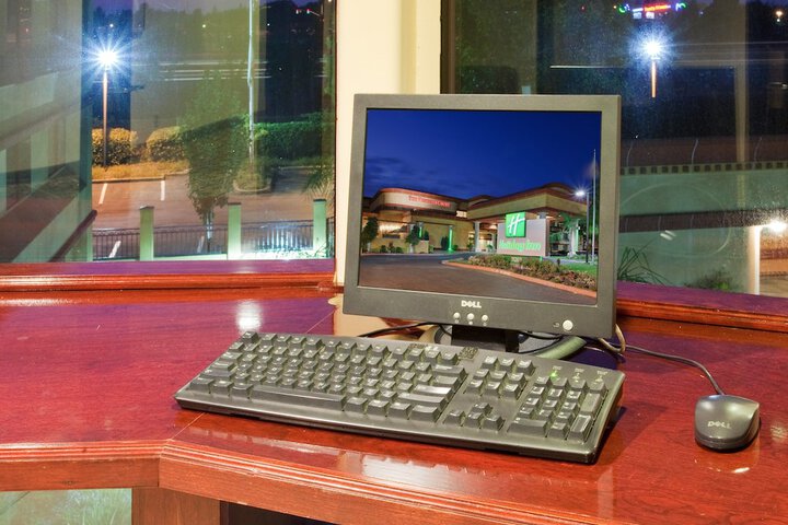 Holiday Inn Rancho Cordova by IHG