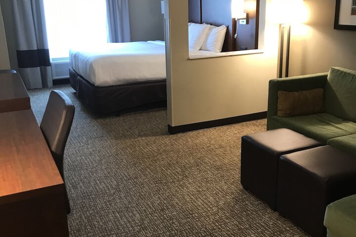 Room 21 of 25