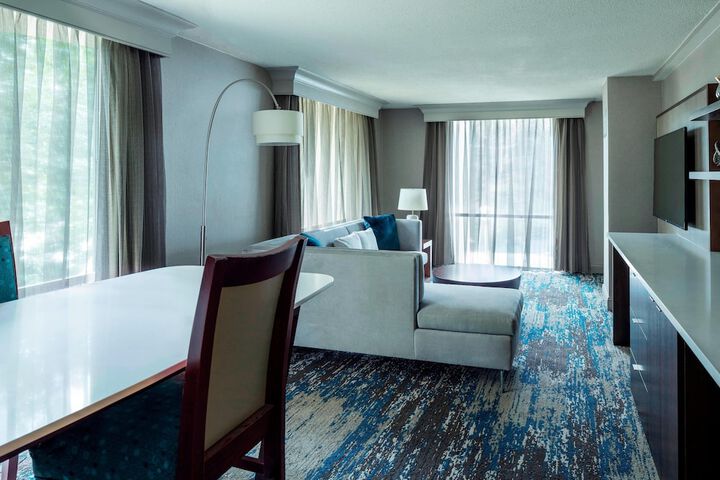 Room 4 of 49