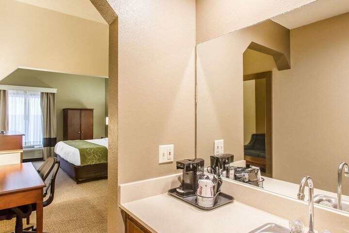 Comfort Suites Cookeville