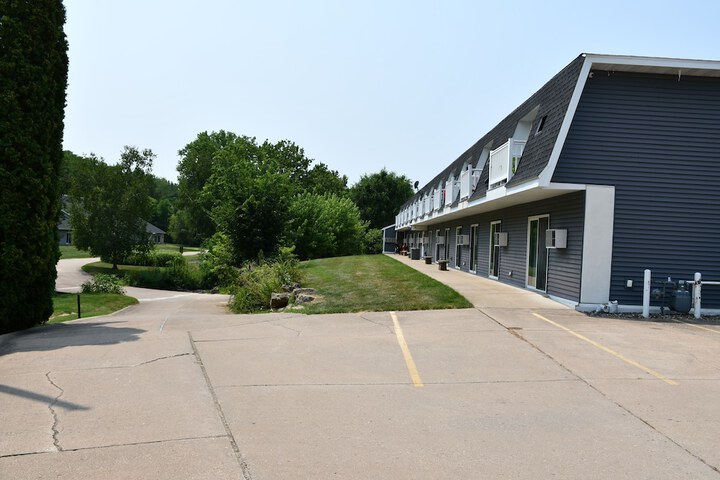 Baymont Inn & Suites by Wyndham Platteville