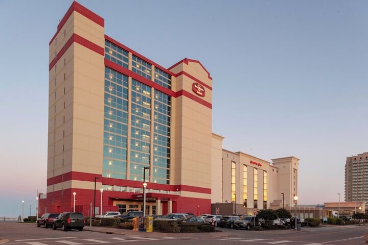 Hotel 4 of 28