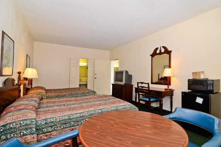 Motel 6 Sandersville GA