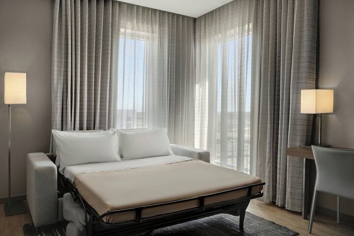 AC Hotel by Marriott Cincinnati at Liberty Center