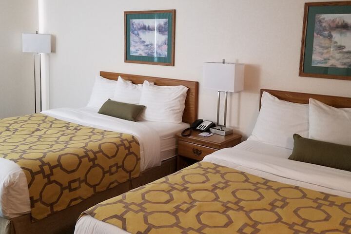 Room 51 of 68