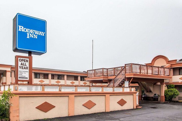 Hotel 2 of 55