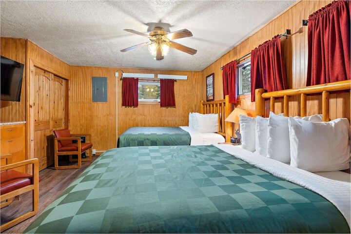 Brundage Bungalows