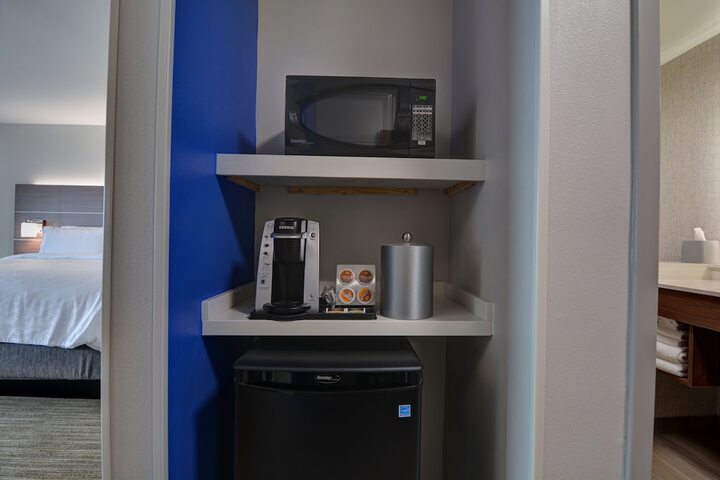 Room 15 of 49