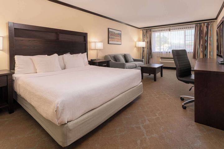 Prestige Rocky Mountain Resort Cranbrook WorldHotels Crafted