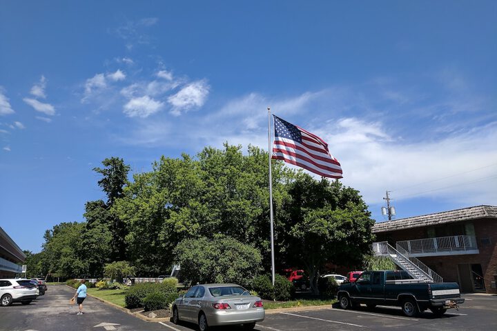 South Shore Inn