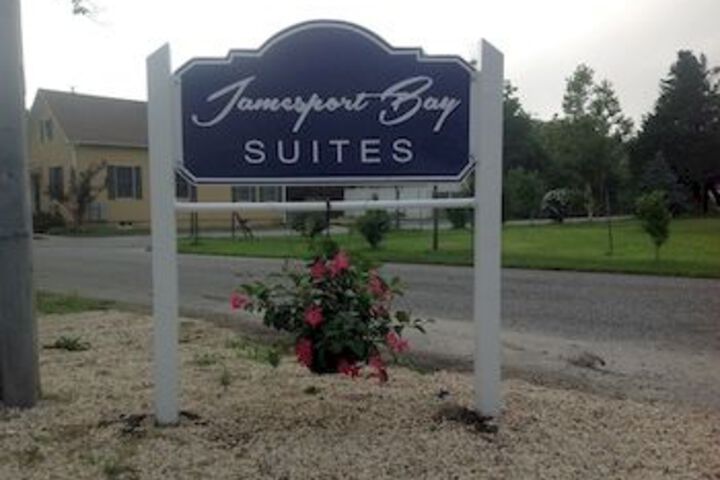 Jamesport Bay Suites