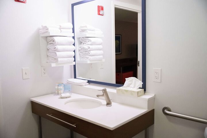 Room 14 of 29