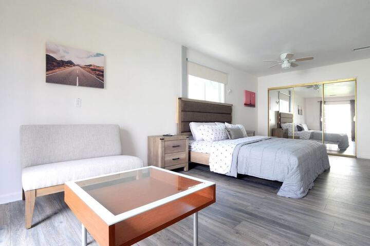 Room 20 of 26
