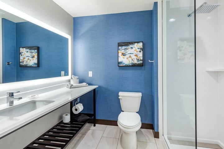 Cambria Hotel Davenport Quad Cities