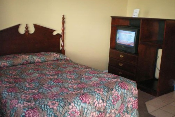 Room 15 of 20