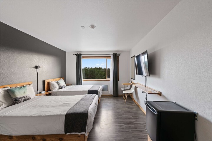 Room 90 of 147