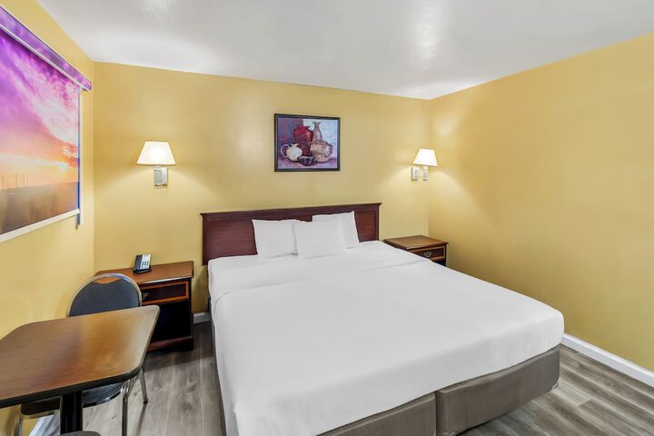 Rodeway Inn