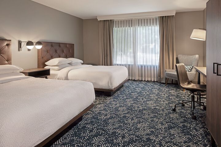 Four Points by Sheraton Bakersfield