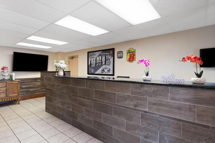 Super 8 by Wyndham Columbus