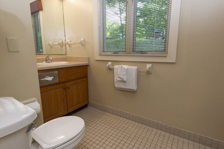 Room 44 of 145